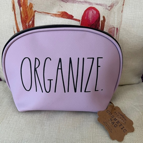 NWT Lilac Purple Cosmetics Bag | Rae Dunn Makeup Pouch - Picture 1 of 4